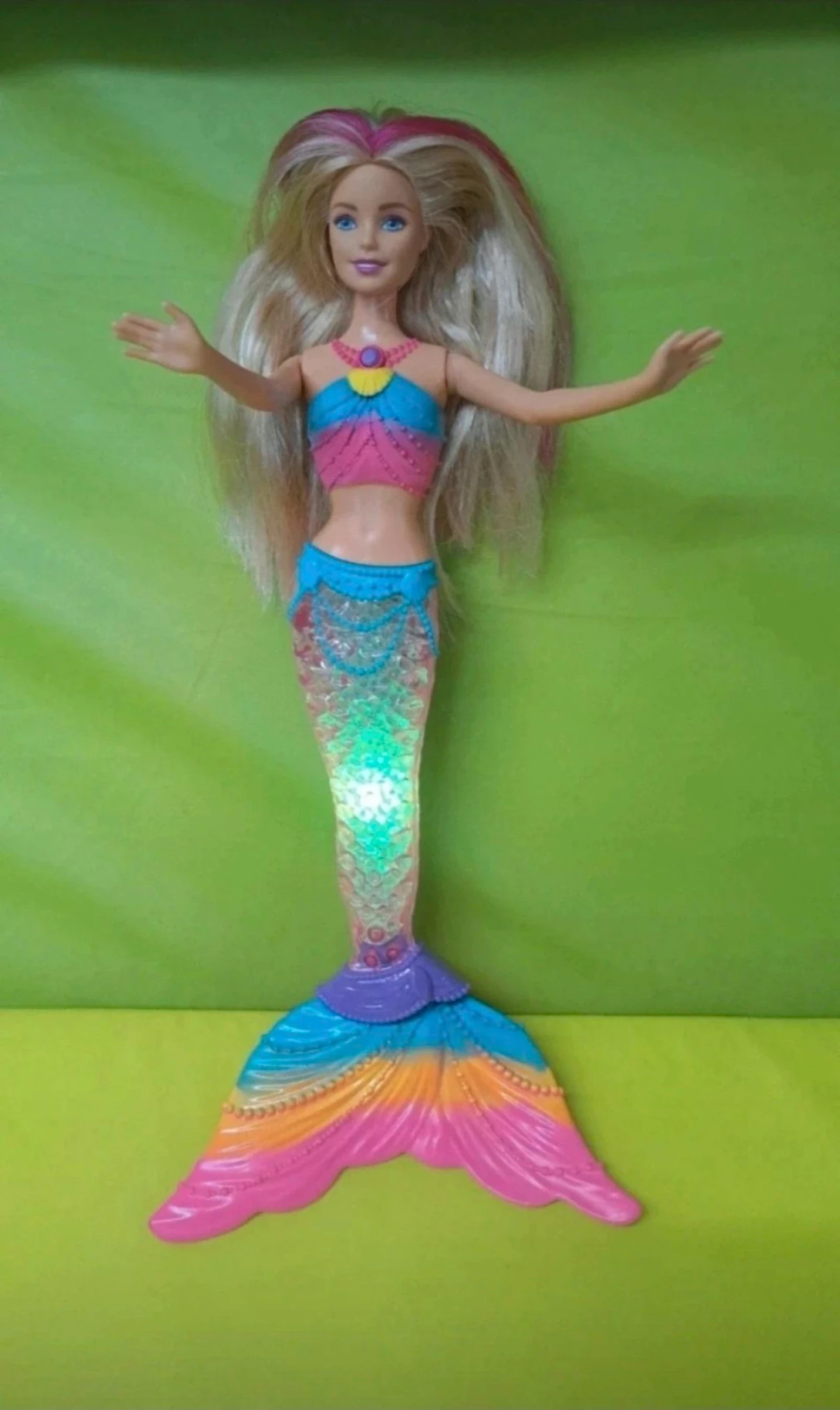 Barbie sereia Mattel.